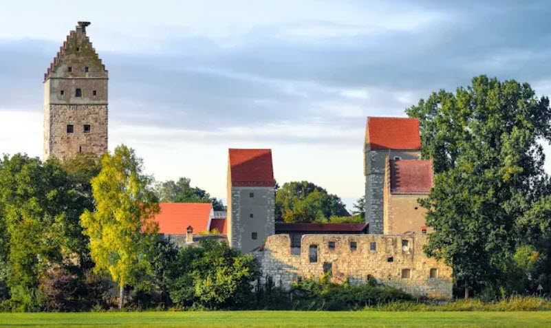 Nassenfels Castle, Germany